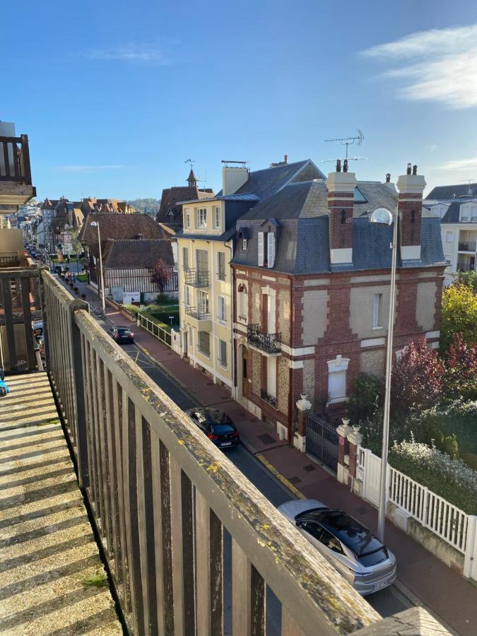 Superbe Appartement Familial "K" Hypercentre Deauville Buitenkant foto
